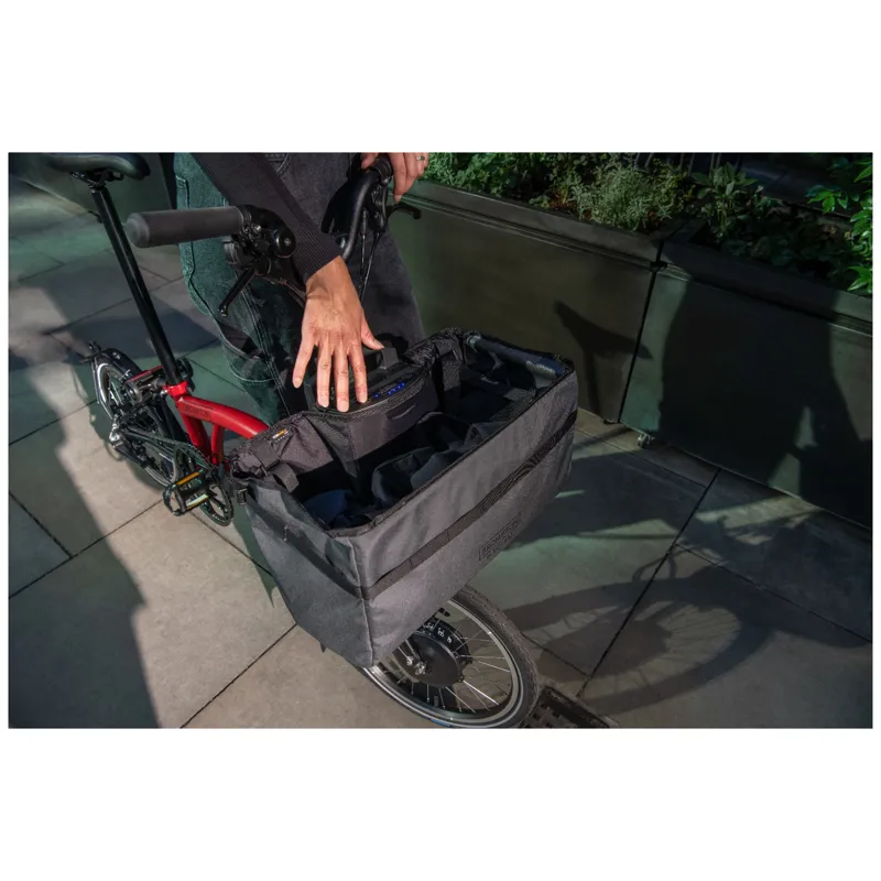 Brompton Electric Basket Bag in Dark Grey-7